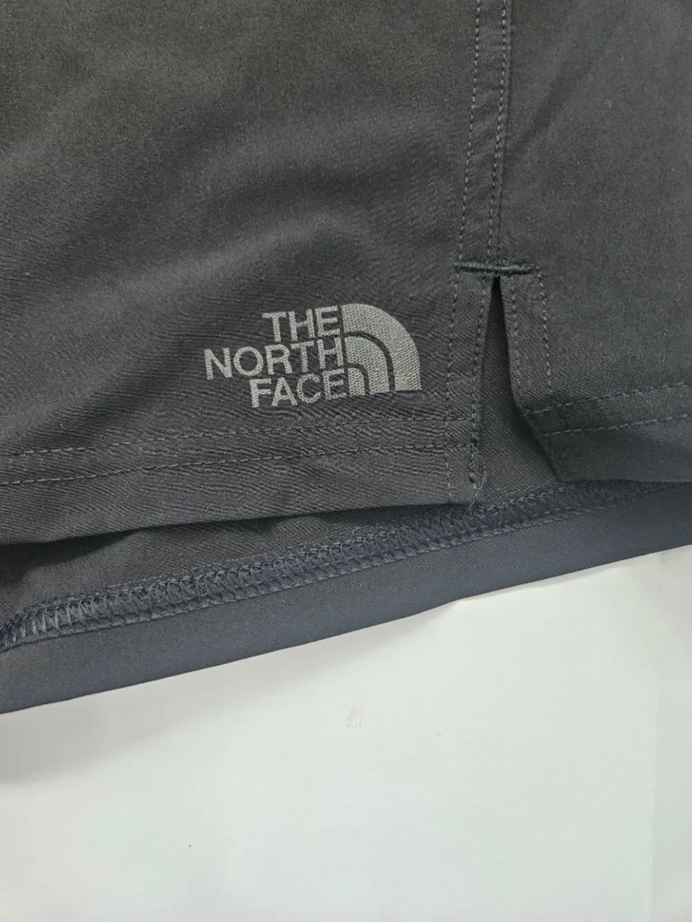 NWT The North Face Kilowatt Pro Shorts M Black Mountain Athletics Training SZ M